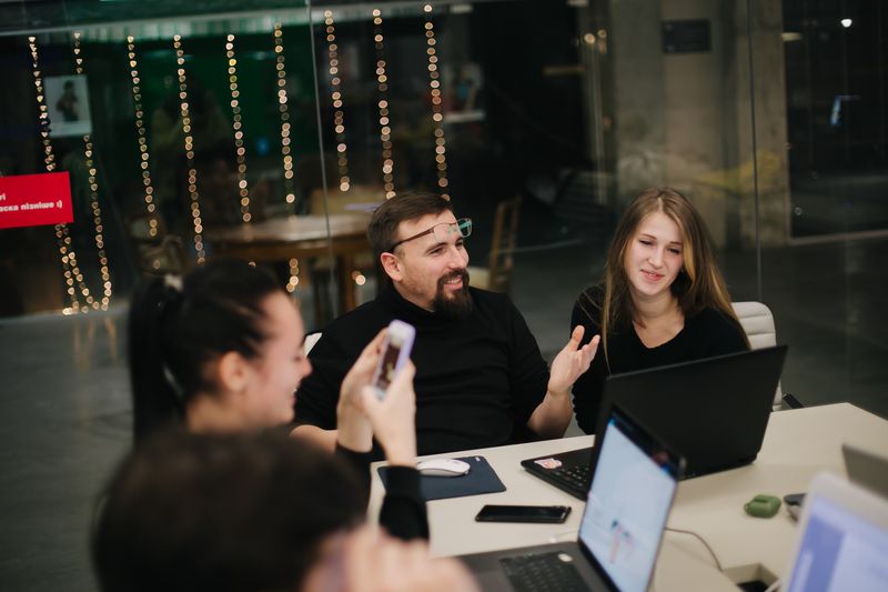 Beetroot Academy graduates receive mentoring sessions