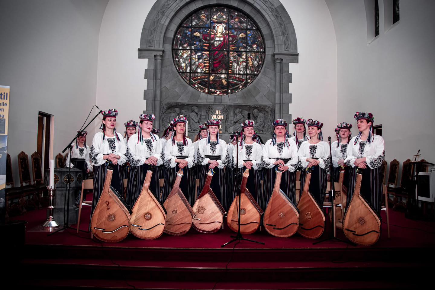 Ukrainian bandura players raised funds for the Mobile Clinics project during their tour in Norway